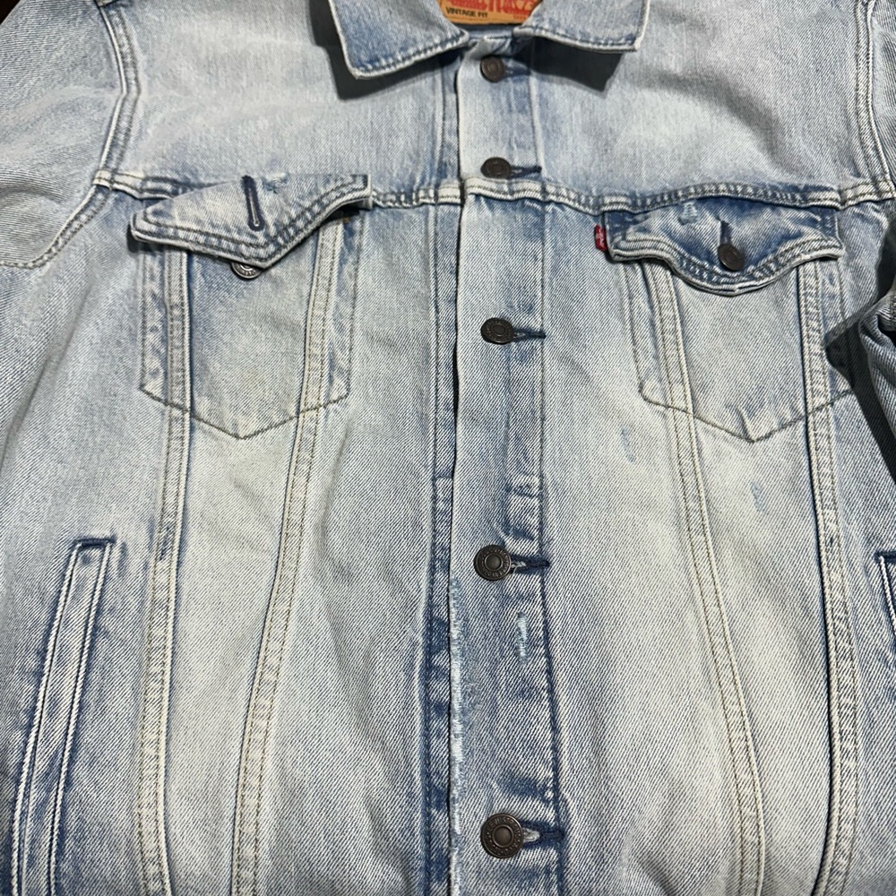 Men’s Levi’s Jean jacket